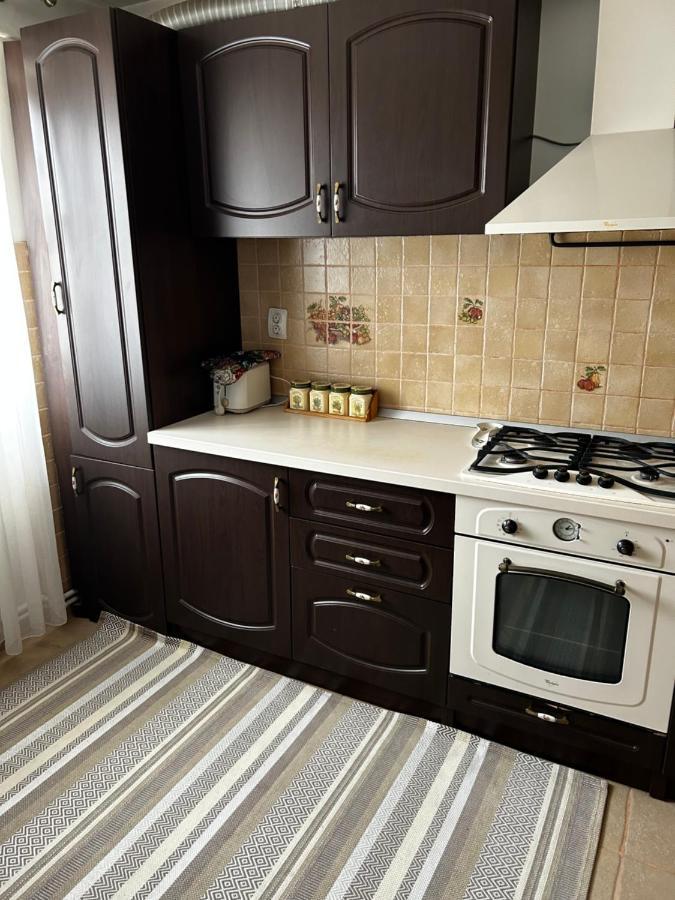 Lalelelor Apartment Suceava Bagian luar foto